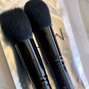 Motd 2 pack make-up brushes